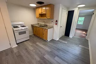 36 Middle Rose St, Trenton, NJ 08618 - Photo 3
