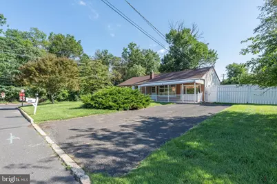 360 Hollowbrook, Ewing Township, NJ 08638 - Photo 3