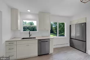 7 Malaga Dr, Ewing Township, NJ 08628 - Photo 13
