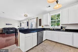 64 Fountayne Ln, Lawrence Township, NJ 08648 - Photo 11