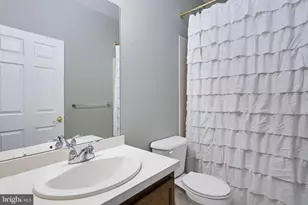 638 Timberlake Dr, Ewing Township, NJ 08618 - Photo 7