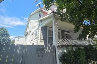 572 Emmett Ave, Trenton, NJ 08629 - Photo 1