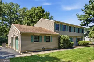 15 Wayne Way, East Windsor Township, NJ 08520 - Photo 5