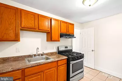 174 W Hanover Street, Trenton, NJ 08618 - Photo 15