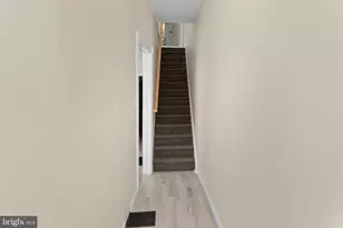 28 Poplar St, Trenton, NJ 08638 - Photo 3