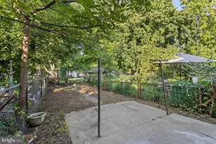 28 Poplar St, Trenton, NJ 08638 - Photo 21