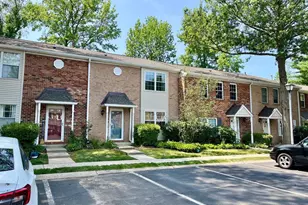 32 Pagoda Ct, Lawrenceville, NJ 08648 - Photo 1