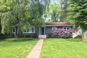 105 Longview Dr, Princeton, NJ 08540 - Photo 1