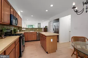 102 Treymore Ct, Pennington, NJ 08534 - Photo 13