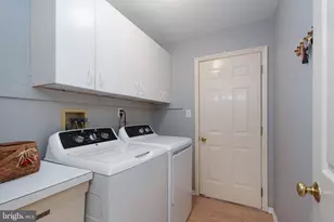 102 Treymore Ct, Pennington, NJ 08534 - Photo 17
