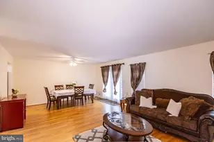 17 Heritage Ct, Trenton, NJ 08628 - Photo 7