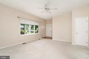 64 Wolfpack Rd, Hamilton Township, NJ 08619 - Photo 25