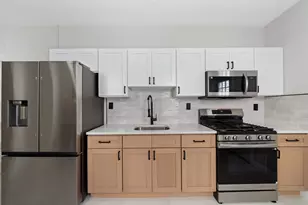 33 Poplar St, Trenton, NJ 08638 - Photo 9