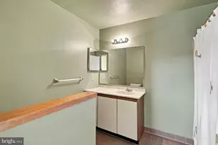 10 Jackie Dr, Lawrenceville, NJ 08648 - Photo 25
