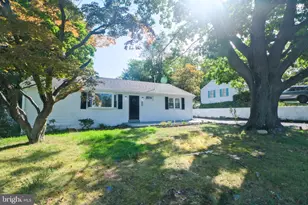1468 Pennington Rd, Trenton, NJ 08618 - Photo 1