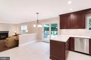 41 Hibiscus Ln, Robbinsville, NJ 08691 - Photo 11
