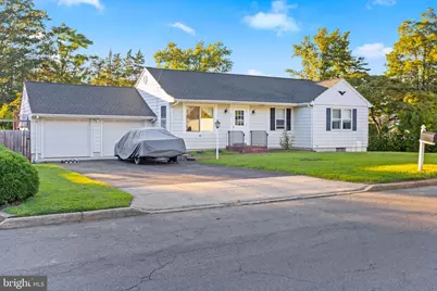 141 Crest Avenue, Hamilton Township, NJ 08690 - Photo 1