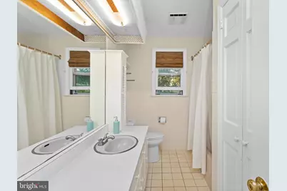 141 Crest Avenue, Hamilton Township, NJ 08690 - Photo 17