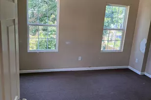 812 Carteret Ave E, Trenton, NJ 08618 - Photo 3