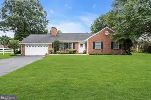 402 Washington Crossing Pennington Rd, Titusville, NJ 08560 - Photo 1