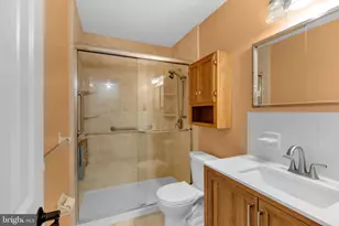 16 Dunmoor Ct N, Hamilton Township, NJ 08690 - Photo 27