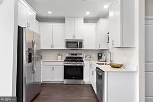 172 Leona Stewart Ln, Pennington, NJ 08534 - Photo 13