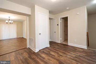 1405 Silver Court, Hamilton Township, NJ 08690 - Photo 5