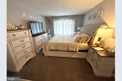 63 Holly, Trenton, NJ 08619 - Photo 15