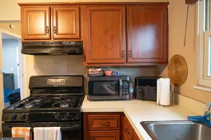 4 Dorset Dr, Trenton, NJ 08618 - Photo 7