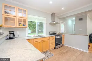 11 Holland Ln, East Windsor Township, NJ 08512 - Photo 9