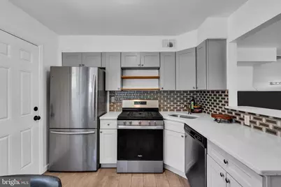 998 Terrace Boulevard, Ewing Township, NJ 08618 - Photo 7