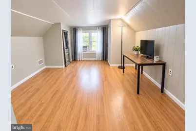 22 Brenwal Avenue, Trenton, NJ 08618 - Photo 9