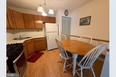 32 Versailles Court, Hamilton Township, NJ 08619 - Photo 5