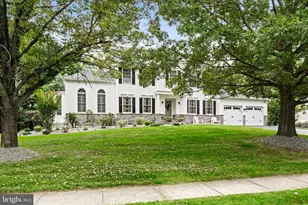 111 Laurel Dr, Robbinsville Township, NJ 08691 - Photo 1