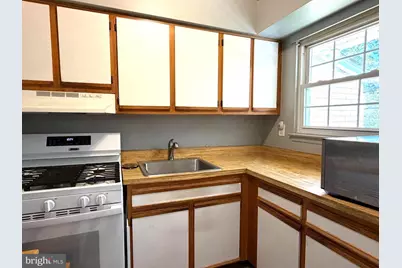 56 Garden View Terrace, East Windsor Township, NJ 08520 - Photo 5