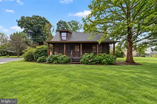 629 Groveville Allentown, Trenton, NJ 08620 - Photo 1