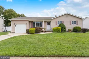28 Dan Rd, Hamilton Township, NJ 08620 - Photo 1