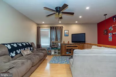 204 Lansdowne Court, Pennington, NJ 08534 - Photo 5