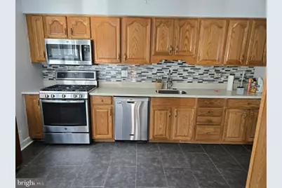 46 Carl Sandburg Road, Trenton, NJ 08690 - Photo 21