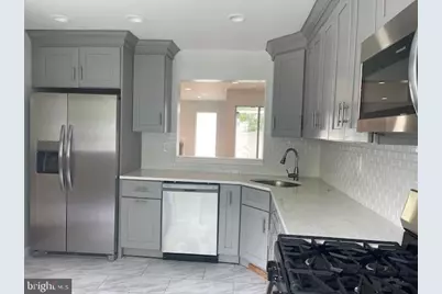 73 Winchester Drive, East Windsor Township, NJ 08520 - Photo 7