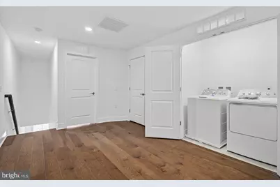 135 John Vanzandt Drive, Titusville, NJ 08560 - Photo 9