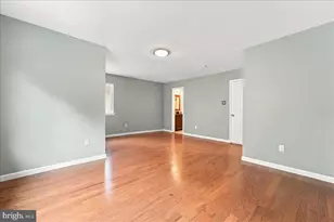 64 Winchester Dr, Hightstown, NJ 08520 - Photo 29