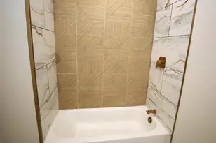 347 Parkway Ave, Trenton, NJ 08618 - Photo 23