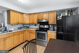 7 Woodland Ct, Hamilton Township, NJ 08610 - Photo 11