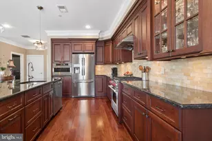 1 N Commerce Square, Robbinsville, NJ 08691 - Photo 9