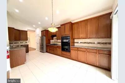 37 Murano Drive, Princeton Junction, NJ 08550 - Photo 9