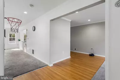 321 Grant Avenue, Hightstown, NJ 08520 - Photo 5
