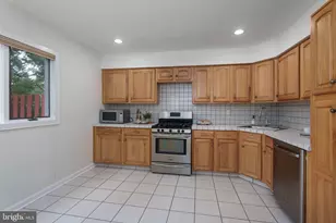 21 Exeter Ct, Princeton, NJ 08540 - Photo 13