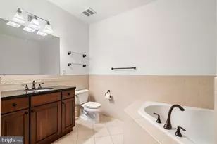 2 N Commerce Square, Robbinsville Township, NJ 08691 - Photo 23