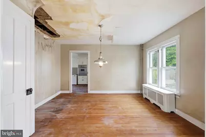 128 Center Street, Hightstown, NJ 08520 - Photo 9
